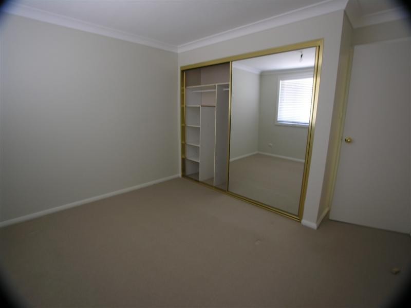 4/205A Albany Street, Point Frederick NSW 2250
