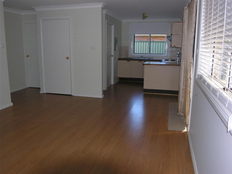 4/205A Albany Street, Point Frederick NSW 2250