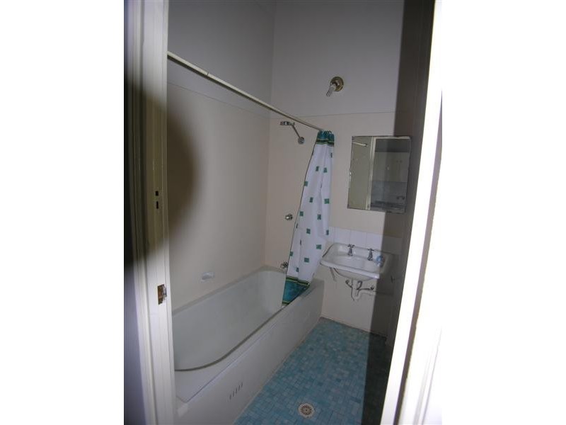 2/89 Victoria Street, East Gosford NSW 2250