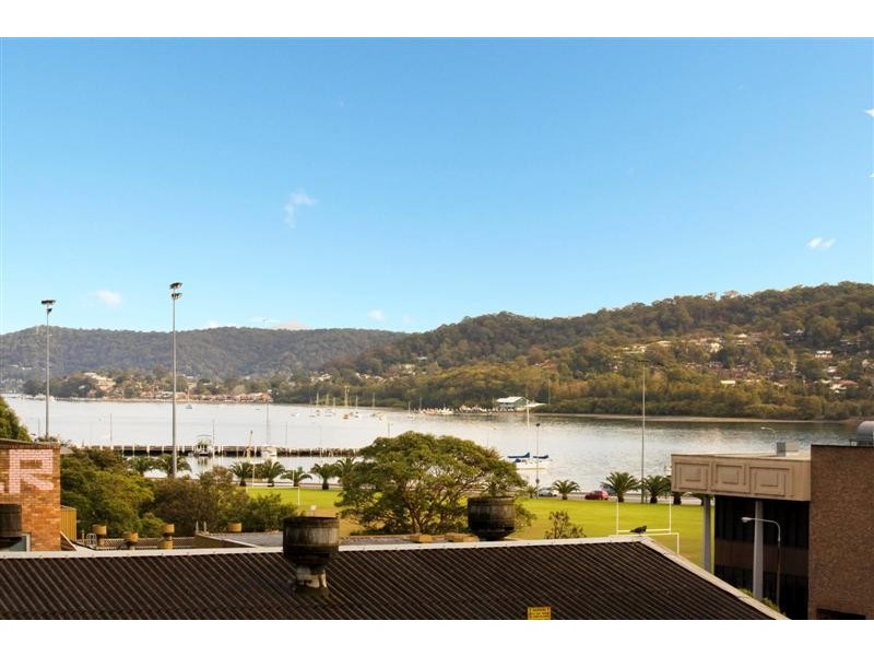 16/72-82 Mann Street, Gosford NSW 2250