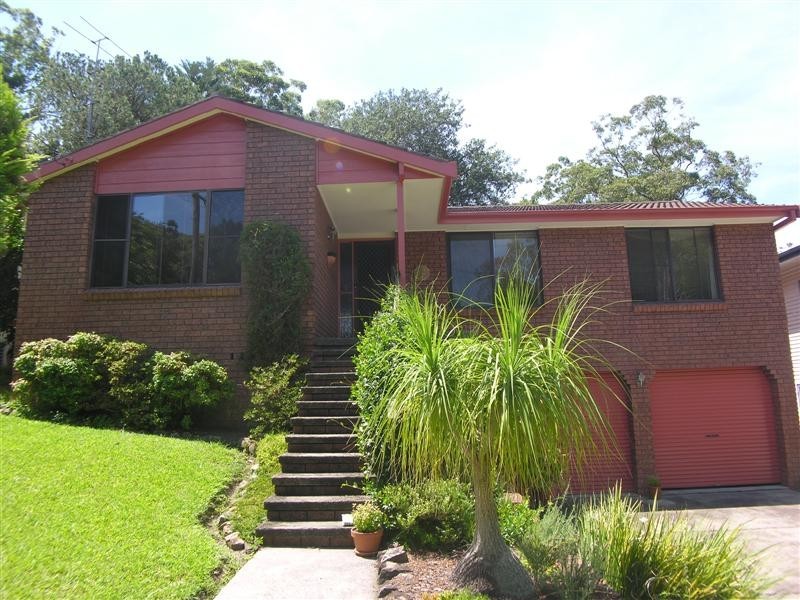 4 SUNDALE AVENUE, Terrigal NSW 2260