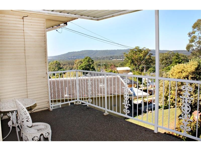 33 Dolly Avenue, Springfield NSW 2250