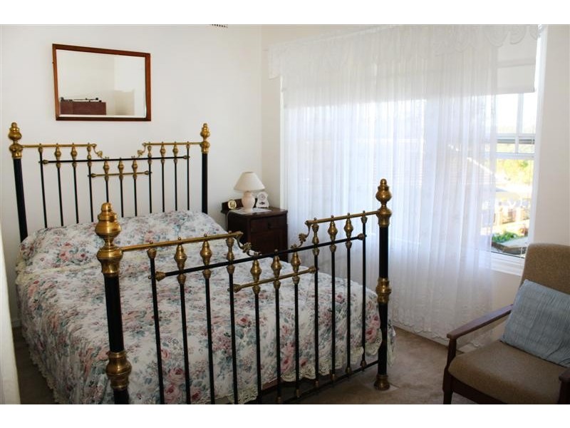 33 Dolly Avenue, Springfield NSW 2250