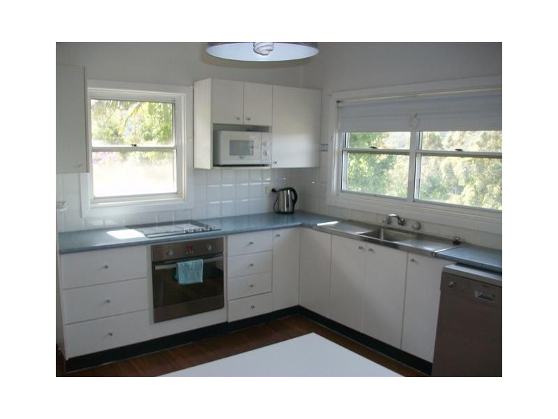 33 Dolly Ave, Springfield NSW 2250