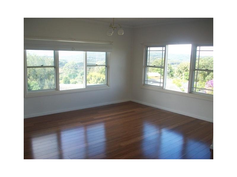 33 Dolly Ave, Springfield NSW 2250