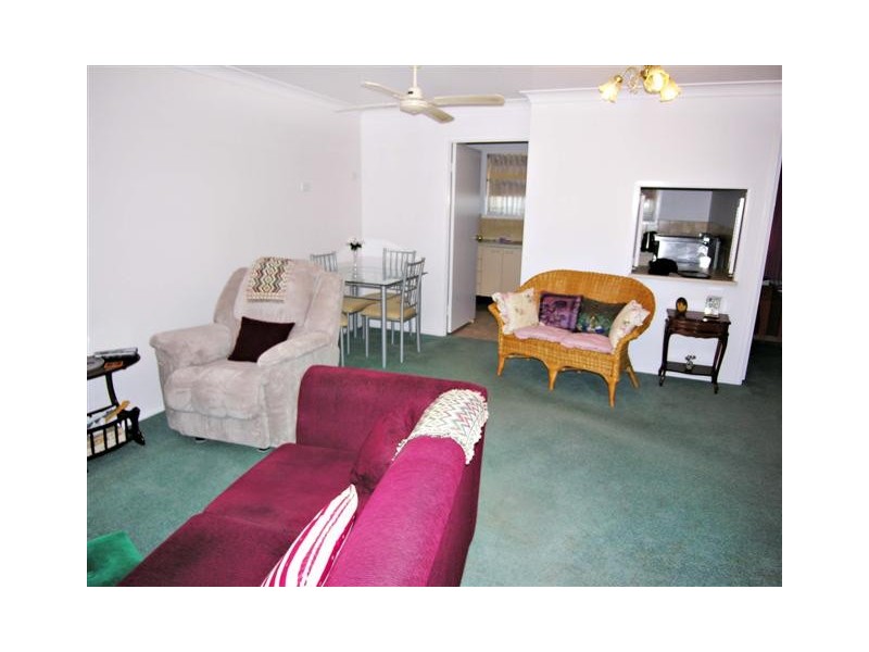 5/207 Albany Street, Point Frederick NSW 2250