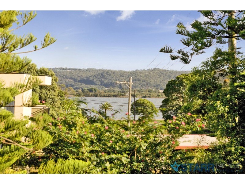 Point Frederick NSW 2250