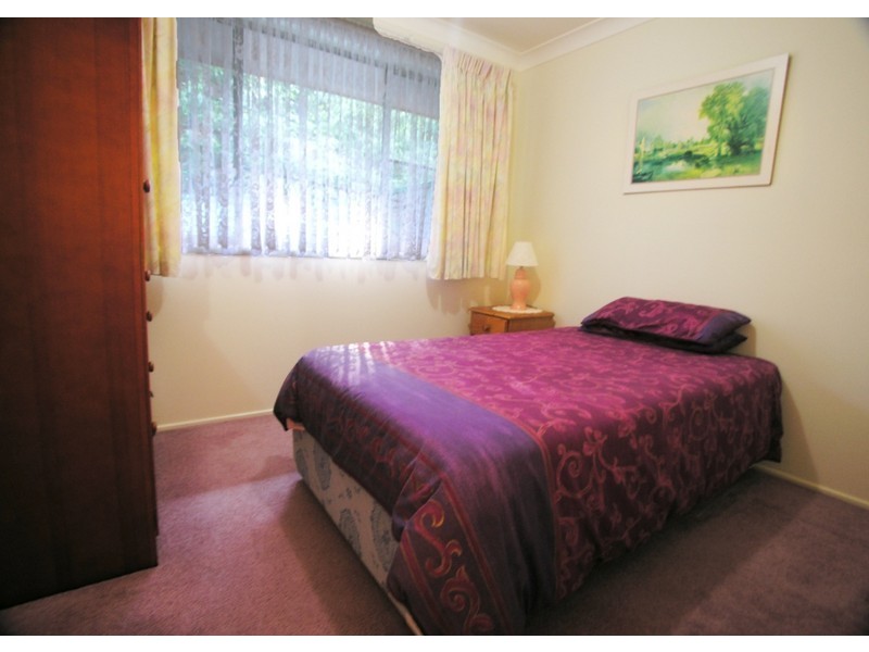 1/207 Albany Street, Point Frederick NSW 2250
