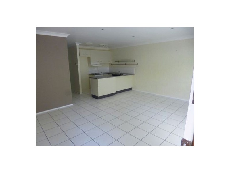 7/166 Albany Street, Point Frederick NSW 2250