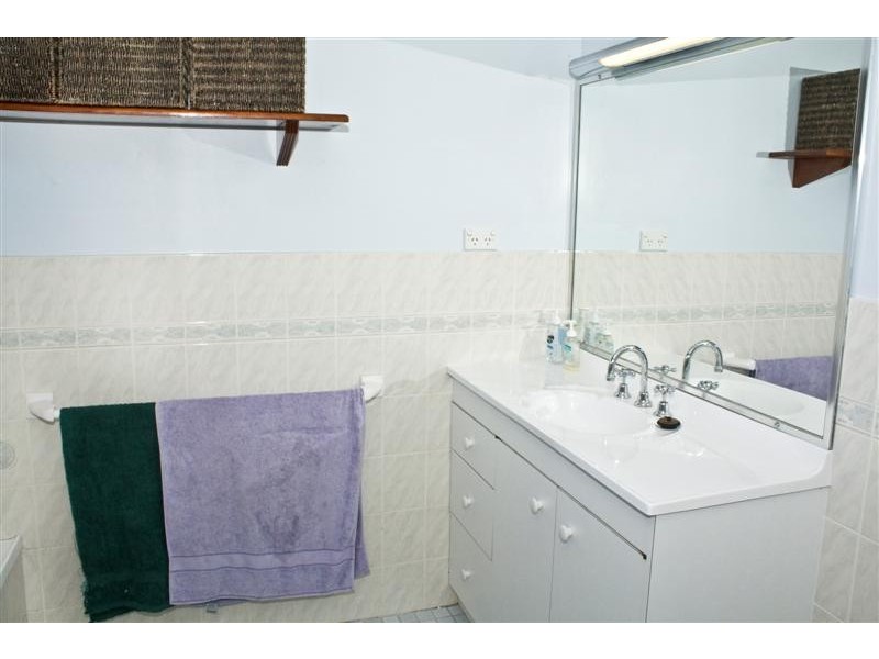 9 River Street, Springfield NSW 2250