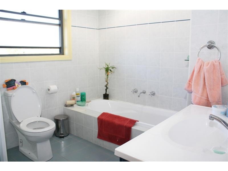 3 Clarence Road, Springfield NSW 2250