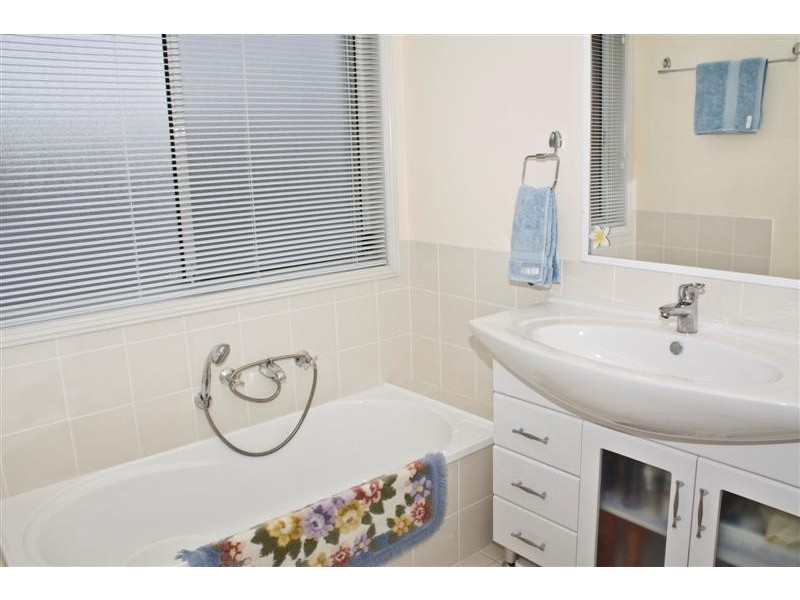 2/33 George Street, East Gosford NSW 2250