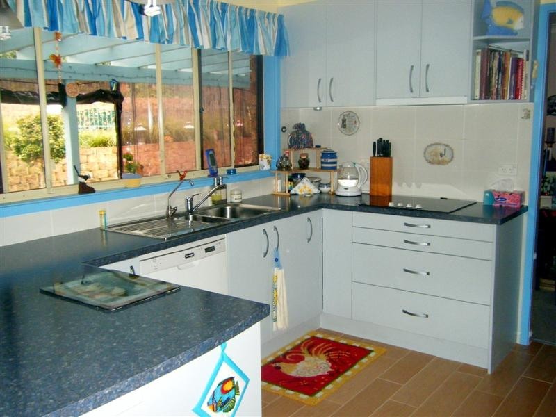 9 Avalon Road, Springfield NSW 2250