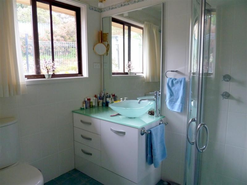 9 Avalon Road, Springfield NSW 2250