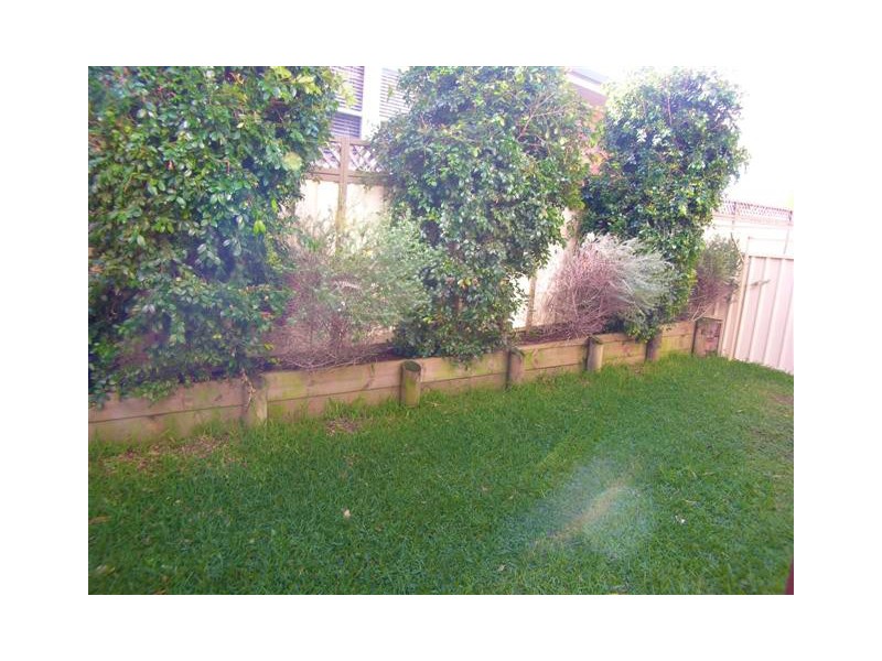 2/119 Victoria Street, East Gosford NSW 2250