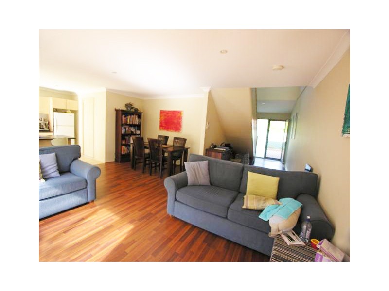 2/119 Victoria Street, East Gosford NSW 2250