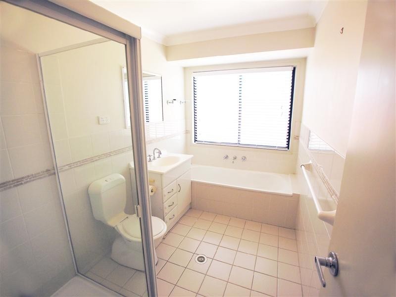 1/40 York Street, East Gosford NSW 2250