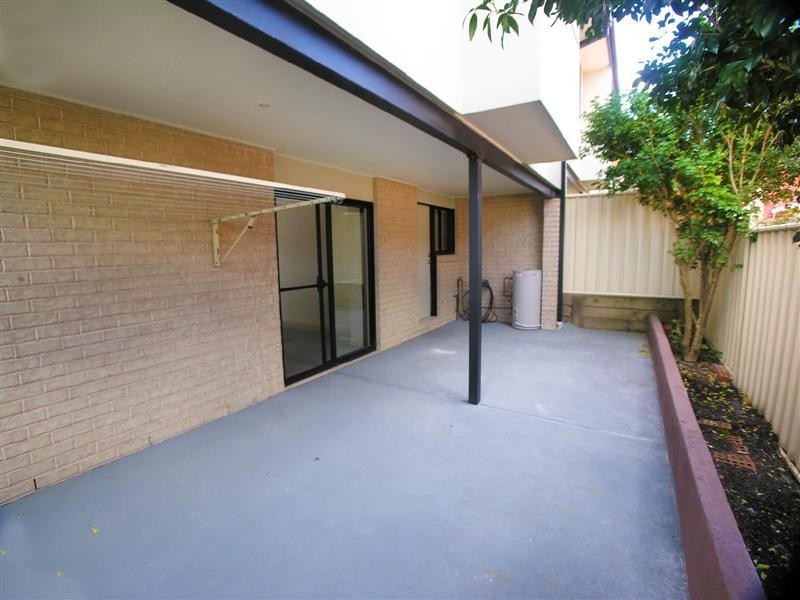 1/40 York Street, East Gosford NSW 2250