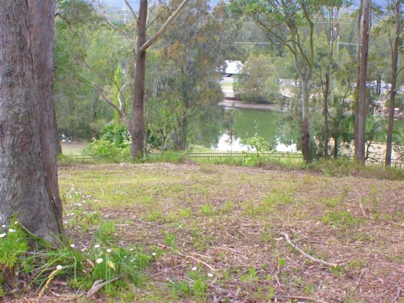 10 Springfield Road, Springfield NSW 2250