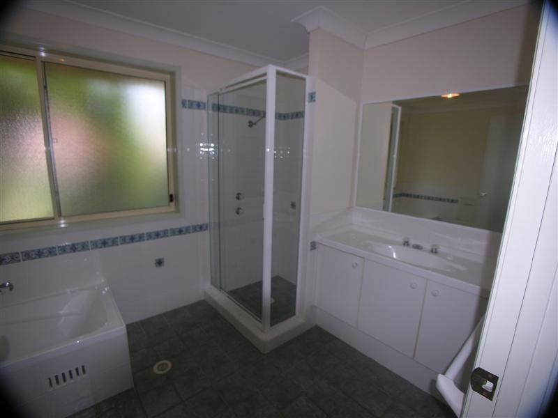 39 Robinia Parade, Springfield NSW 2250