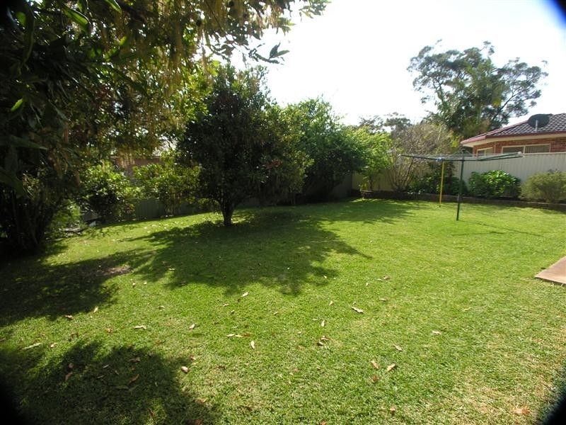 39 Robinia Parade, Springfield NSW 2250