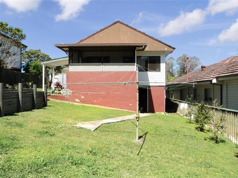 29 Henry Parry Drive, East Gosford NSW 2250