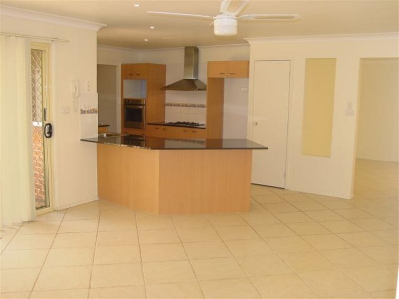 21 York Street, Point Frederick NSW 2250