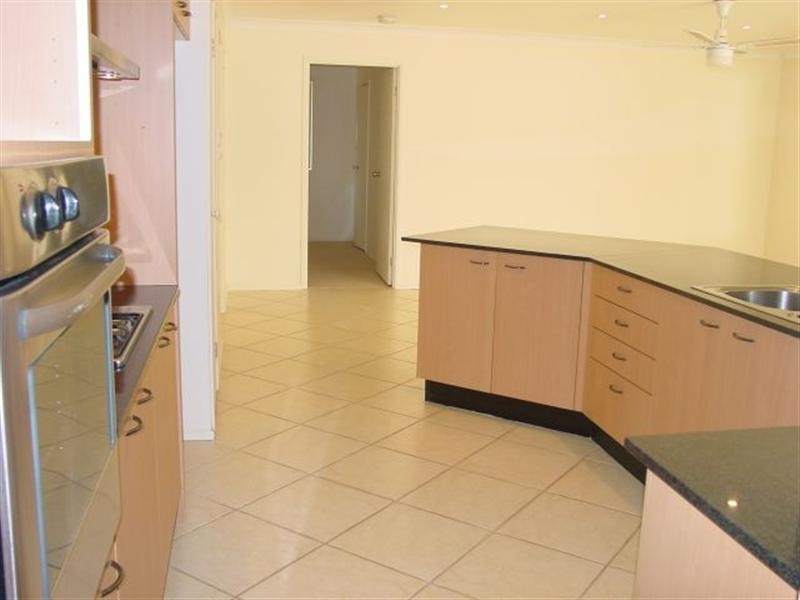 21 York Street, Point Frederick NSW 2250