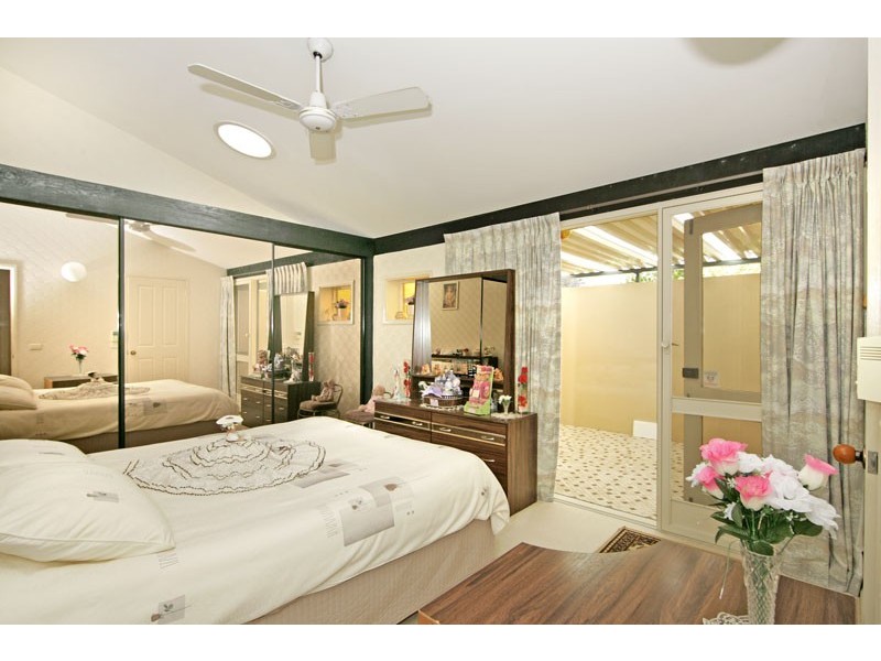 296 Avoca Drive, Green Point NSW 2251