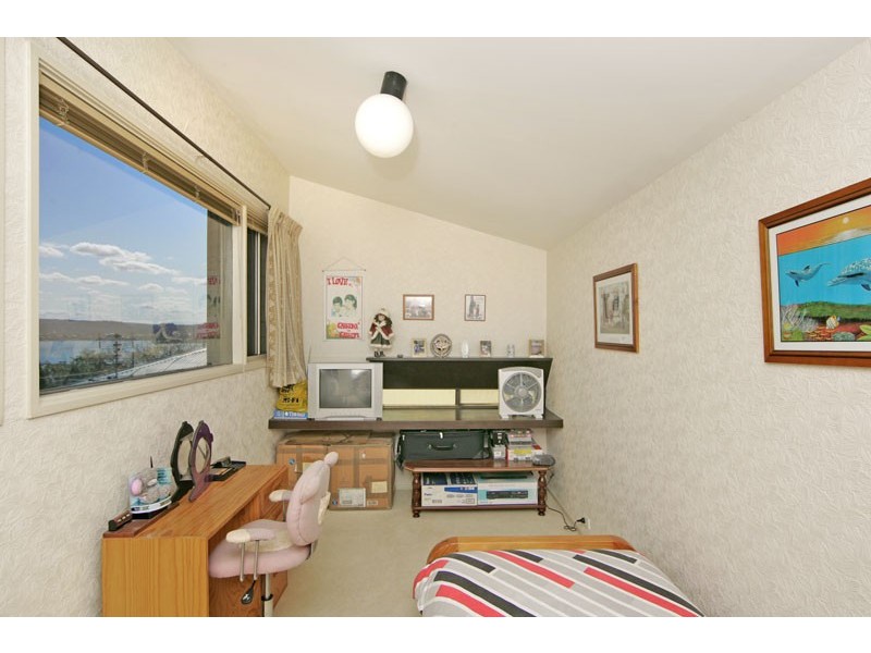 296 Avoca Drive, Green Point NSW 2251