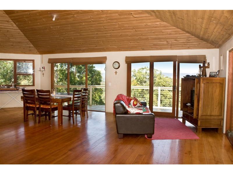 65 Meadow Road, Springfield NSW 2250