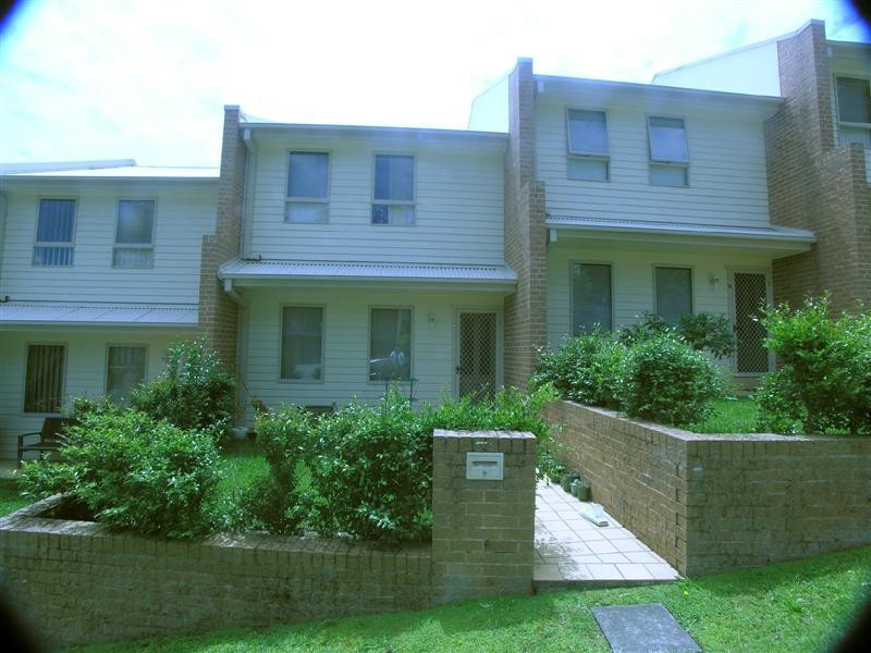 3/163 Gertrude Street, Gosford NSW 2250