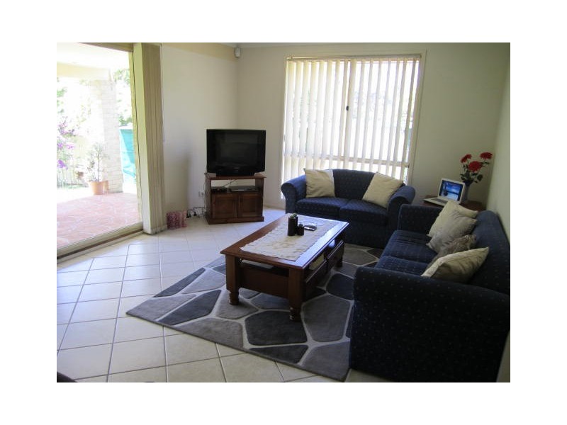 16 Kurrajong Street, Springfield NSW 2250