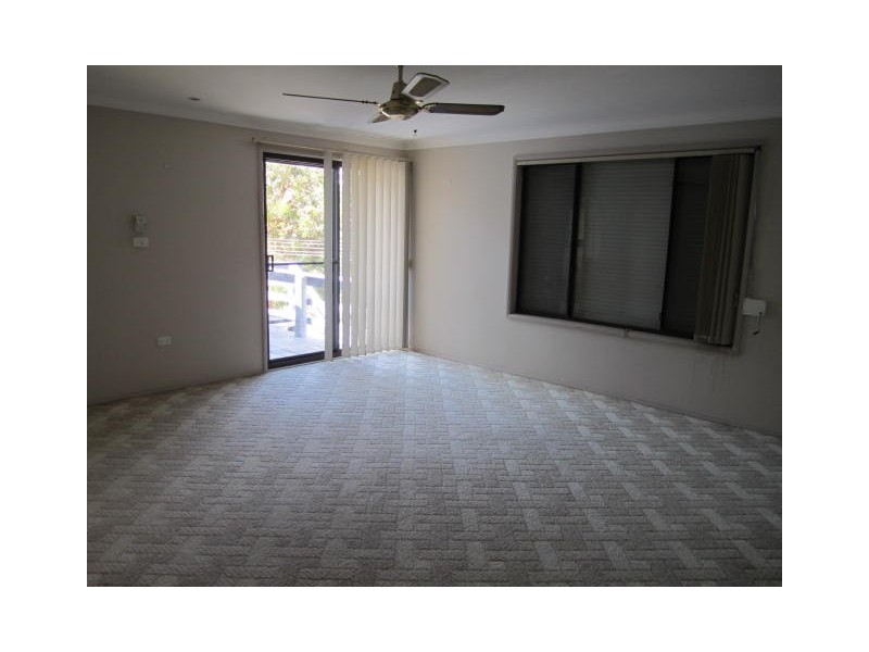 35 Emma James Street, Springfield NSW 2250