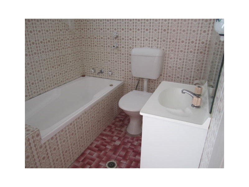 35 Emma James Street, Springfield NSW 2250