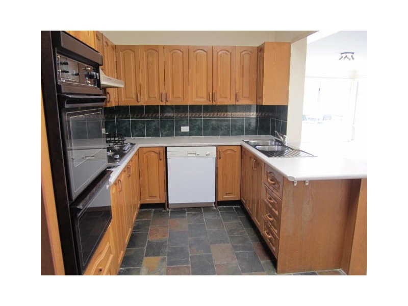 85 Caroline Street, East Gosford NSW 2250