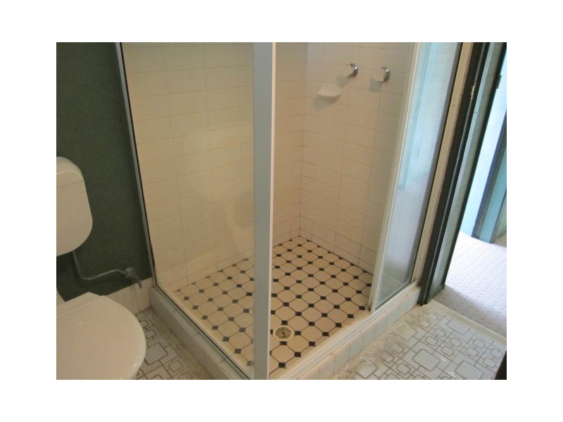 85 Caroline Street, East Gosford NSW 2250