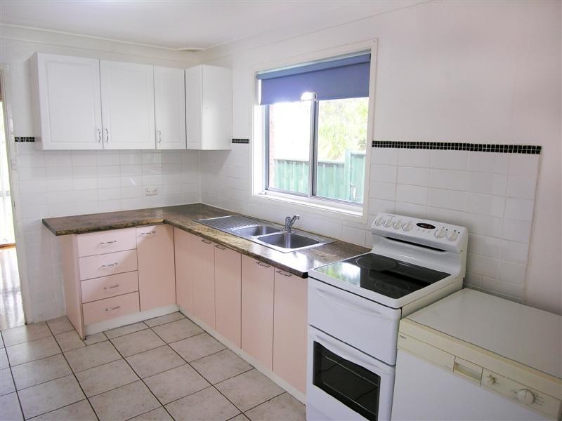 9 Karina Drive, Narara NSW 2250