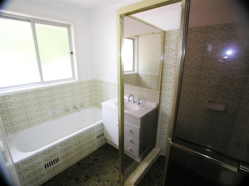 9 Karina Drive, Narara NSW 2250