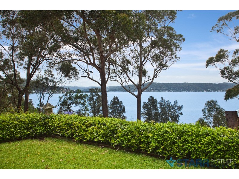 319B Avoca Drive, Green Point NSW 2251