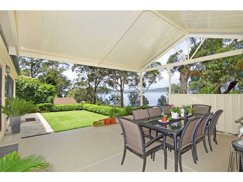 319B Avoca Drive, Green Point NSW 2251