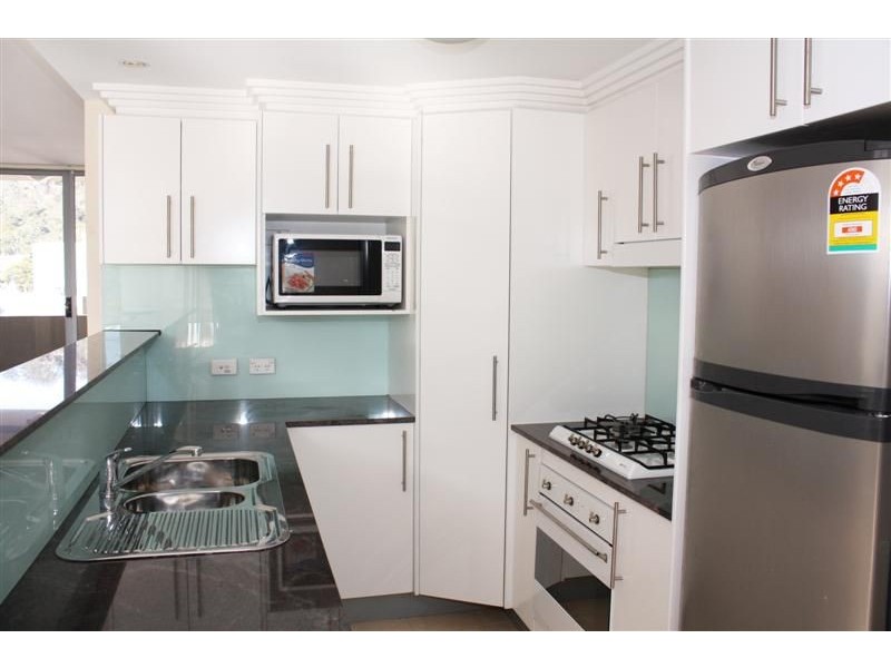 42/12 Baker Street, Gosford NSW 2250