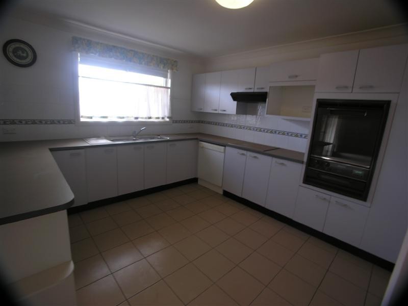 2/5 York Street, Point Frederick NSW 2250