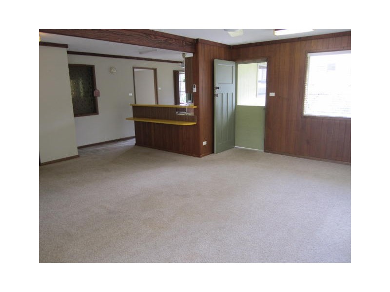 15 White, East Gosford NSW 2250