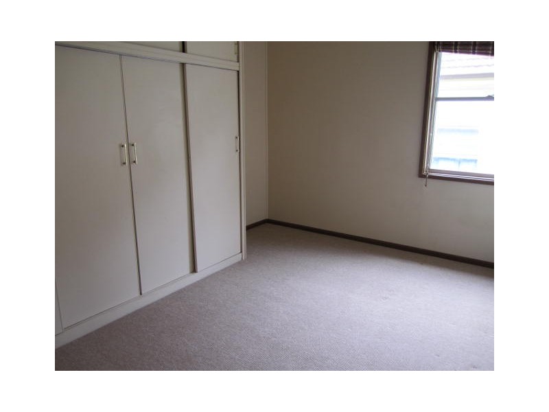 15 White, East Gosford NSW 2250