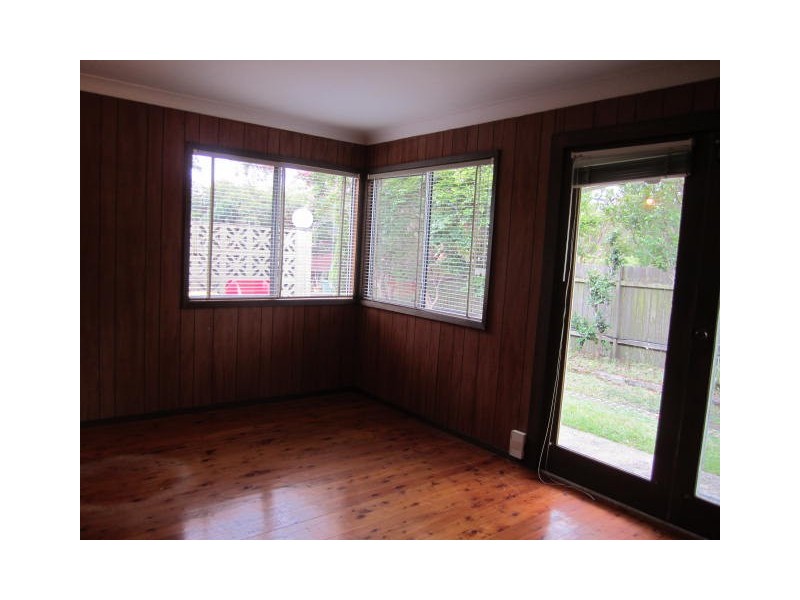 15 White, East Gosford NSW 2250