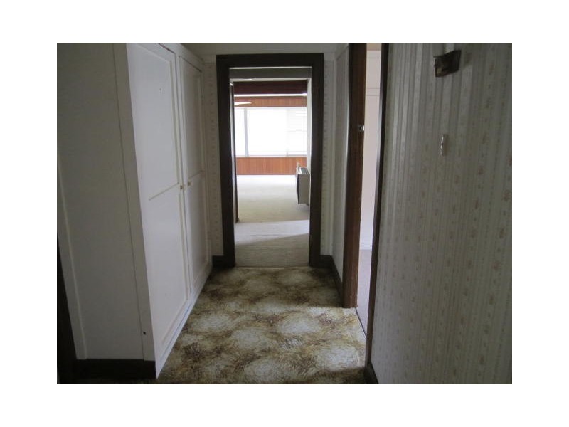 15 White, East Gosford NSW 2250