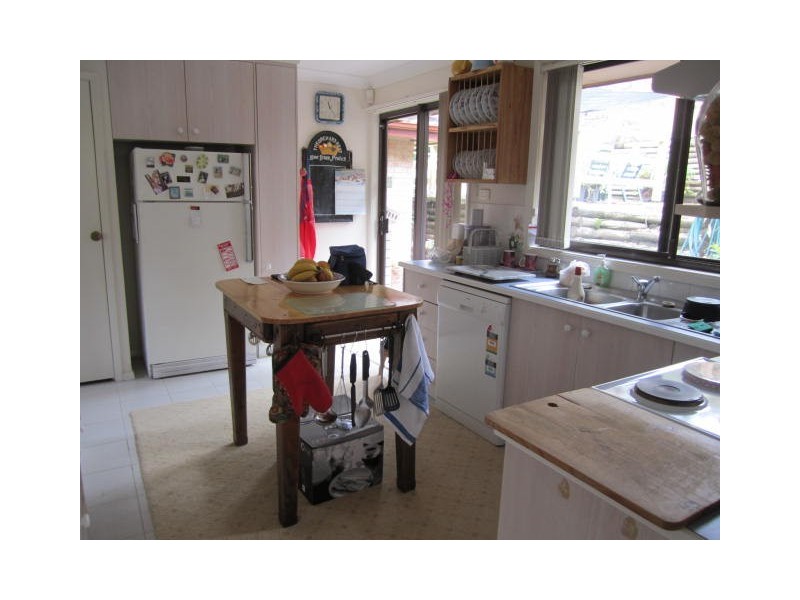 1 Narani Aveue, Niagara Park NSW 2250