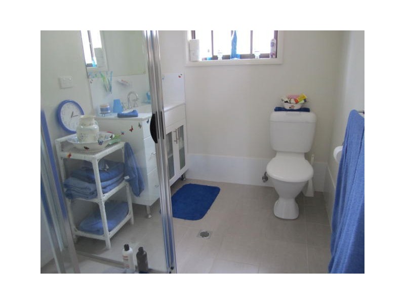 1 Narani Aveue, Niagara Park NSW 2250