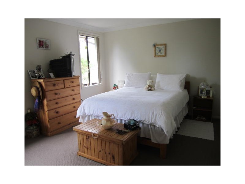 1 Narani Aveue, Niagara Park NSW 2250